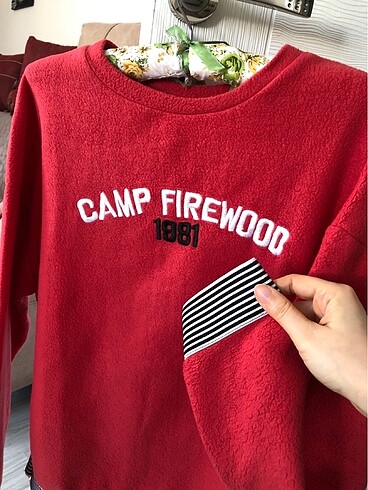 l Beden Nar Çiçeği Sweatshirt