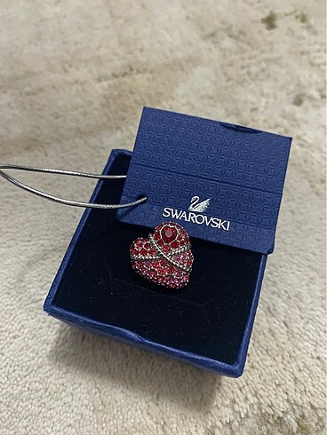  Beden kırmızı Renk SWAROVSKİ Kalpli Yüzük