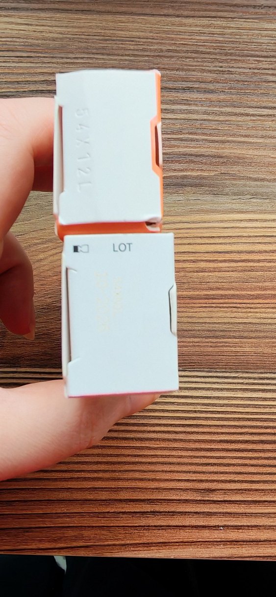 La Roche-Posay Anthelios Yaş Düzeltici SPF 50 - Görsel 2