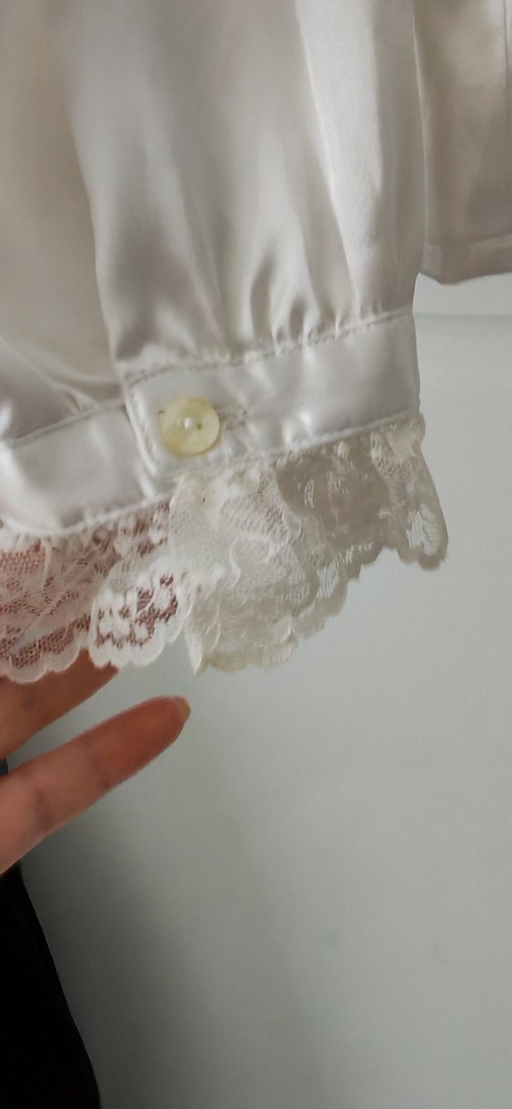 Romantik Ekru saten vintage Fırfırlı Bluz — görsel 9/10