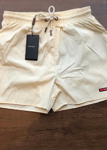 Prada Ekru Sort Rahat Ve Sik Yazlik