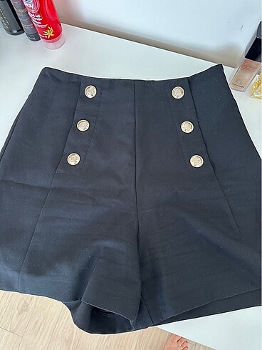 Zara shorts m