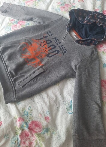 Mavi Jeans Polo swet 4 ila 5 yaş mavi jeans kot 4 ila 5 yas 2 si birlikte 2