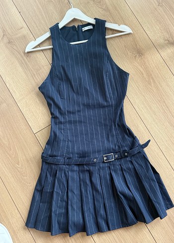 Halter yaka pilili elbise - Görsel 3