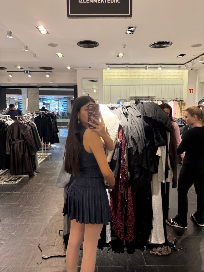 Halter yaka pilili elbise - Görsel 2