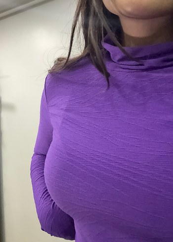 Mor Yüksek Yakalı Bluz - Görsel 2