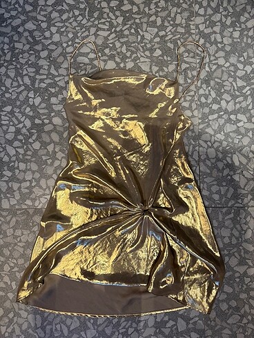 xs Beden çeşitli Renk Zara askılı metalik gold elbise
