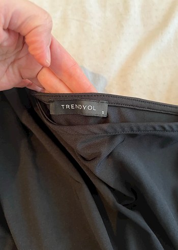 Tek Omuzlu Siyah Uzun Kollu Bluz - Görsel 3