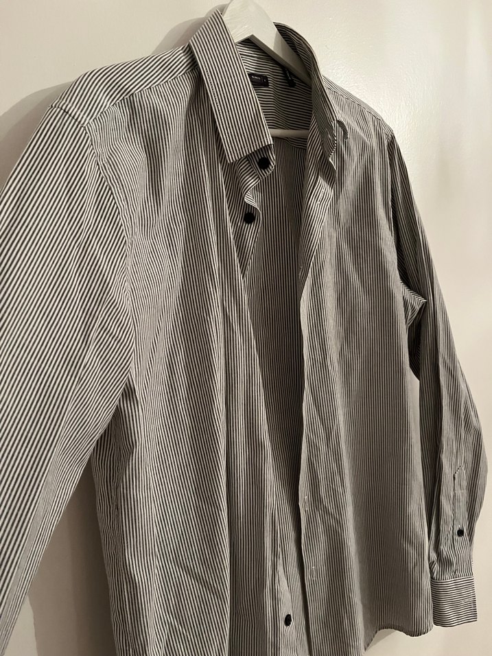 Gri Düğmeli Erkek Keten Gömlek - Görsel 2