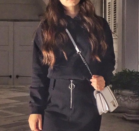 siyah sweatshirt