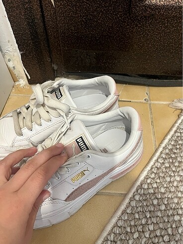 37 Beden beyaz Renk Puma spor ayakkabı