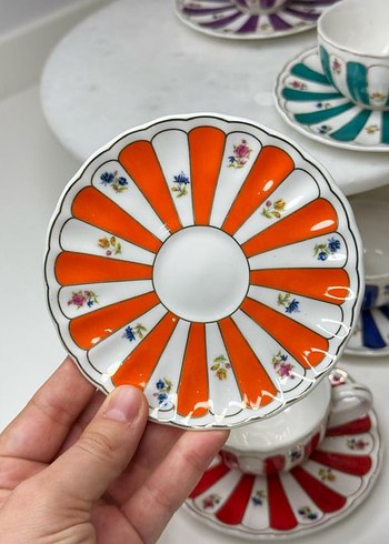  Beden çeşitli Renk Renkli Çizgili 6'lı Kahve Fincan Seti