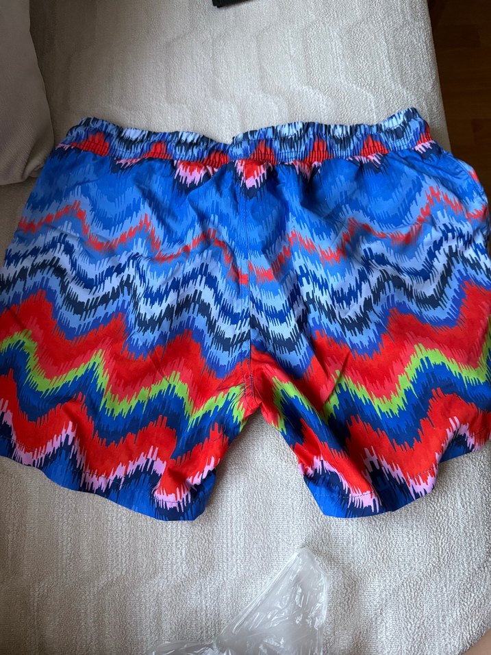 Kadın Çok Renkli Batik Desenli Mayo Şortu - Görsel 3