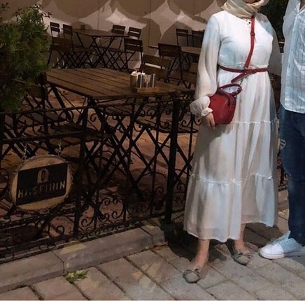 Beyaz Elbise