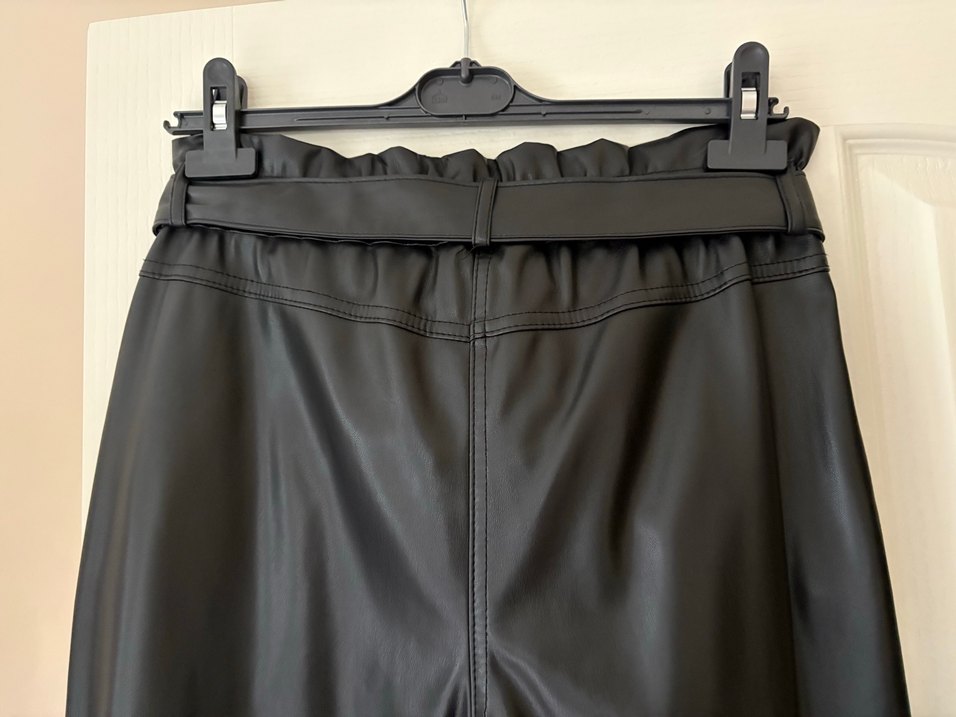 Siyah Deri Pantolon - Görsel 2