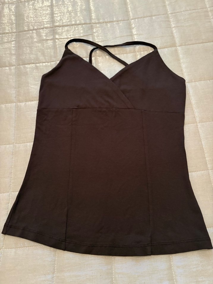 Kahverengi Atlet - Görsel 2