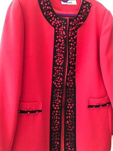 Seçil  Kırmızı Ceket - Görsel 3