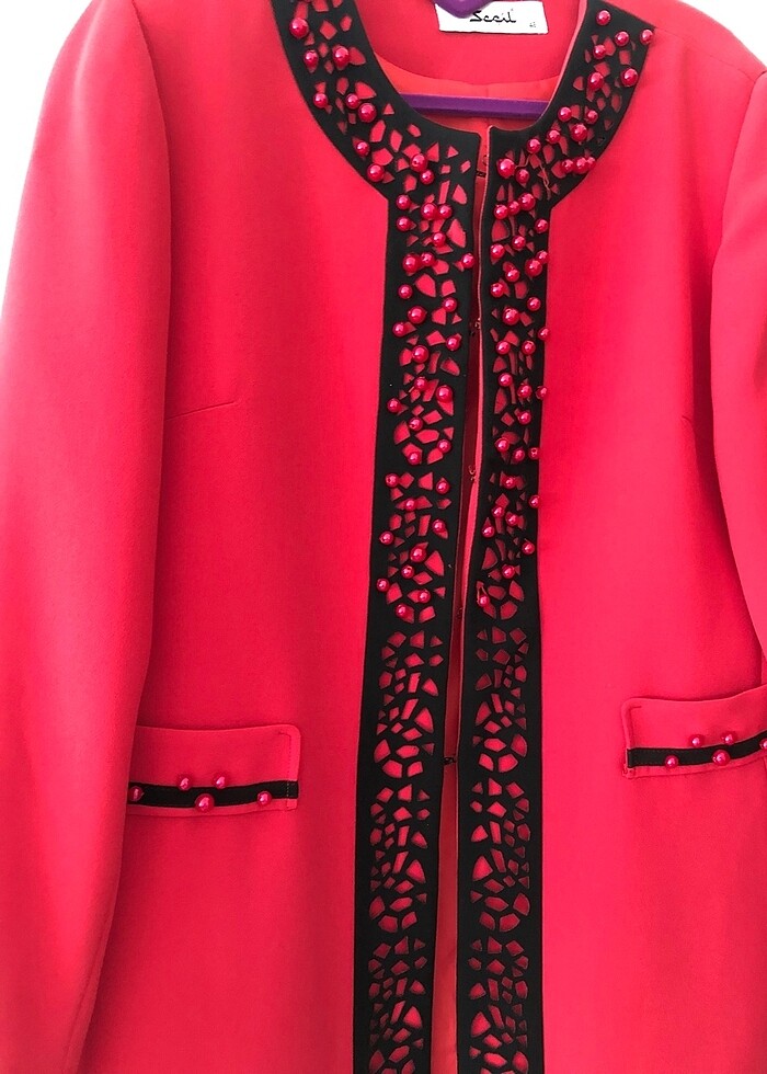 Seçil  Kırmızı Ceket - Görsel 3