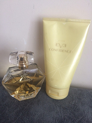 Eve markalı parfüm 