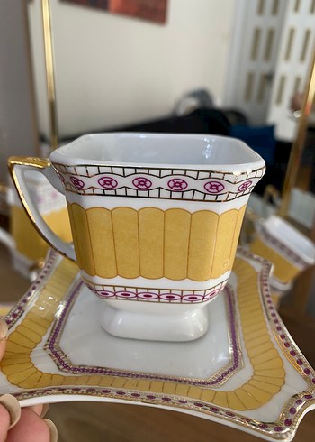 Sarı ve Altın Detaylı Porselen Çay Seti - Görsel 4