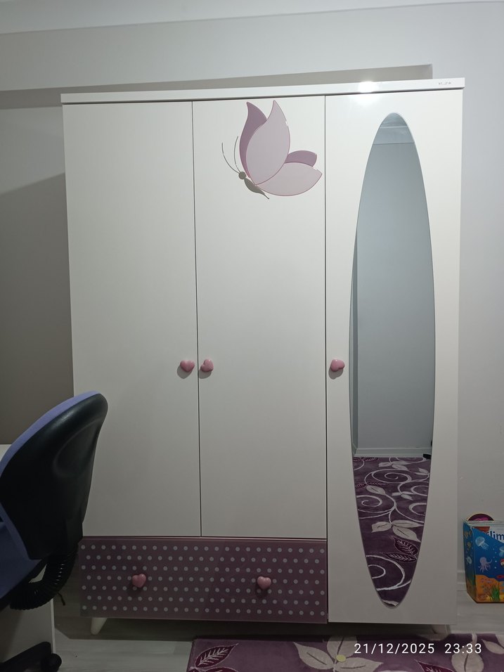 Çocuk Odası Mor Dolap ve Çalışma Masası - Görsel 2