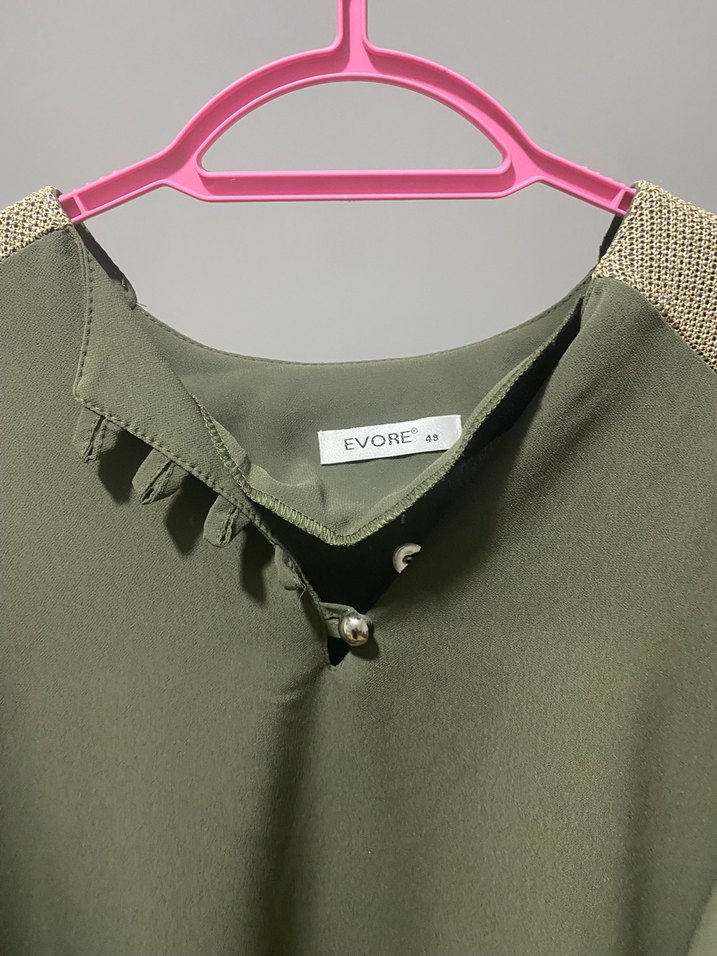 Düğmeli Uzun Kollu Haki Kadın Tunik - Görsel 3