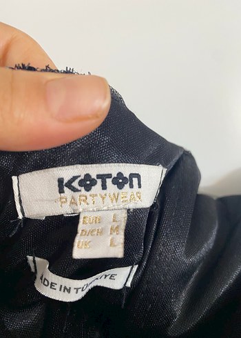 Siyah Drapeli Uzun Abiye
Koton Marka - Görsel 4