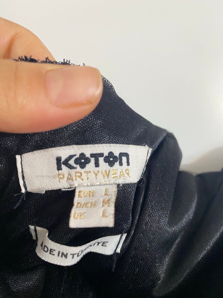 Siyah Drapeli Uzun Abiye 
Koton Marka - Görsel 4