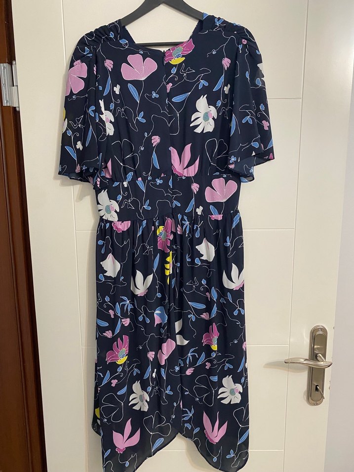 Çiçek Desenli Uzun Rahat Elbise - Görsel 5