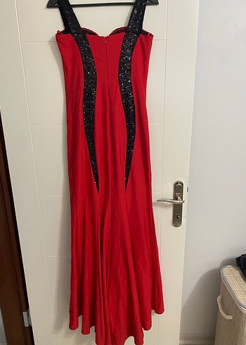 Uzun Kırmızı Straplez Nakışlı Abiye Elbise - Görsel 4