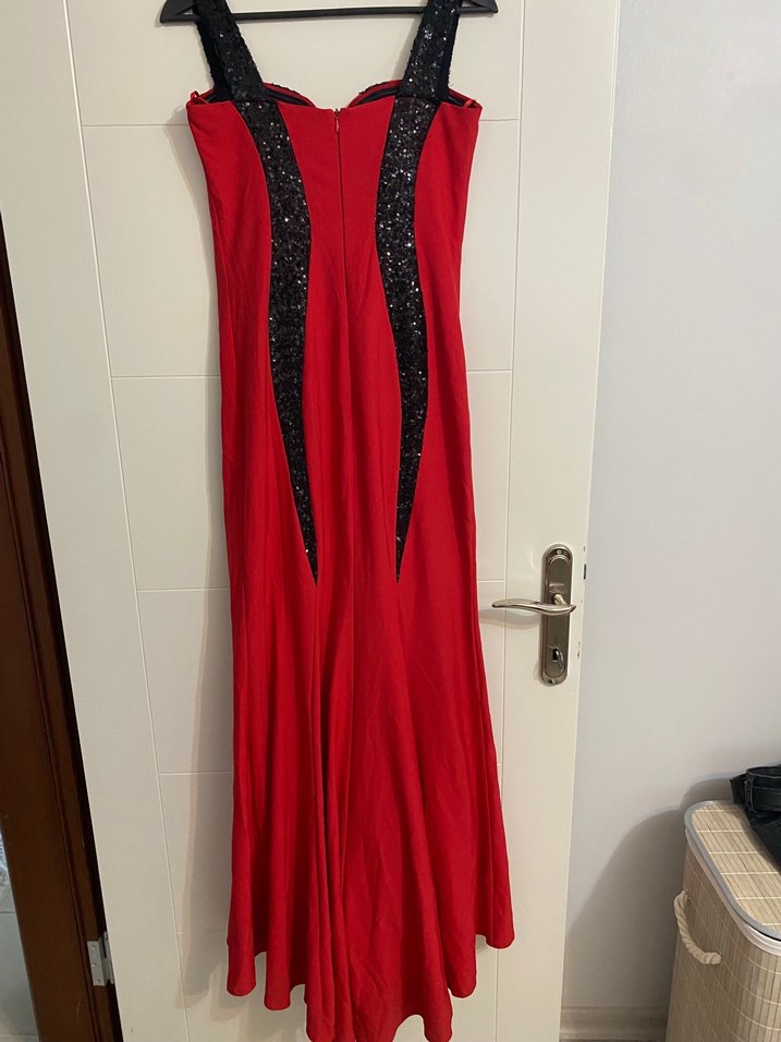 Uzun Kırmızı Straplez Nakışlı Abiye Elbise - Görsel 4