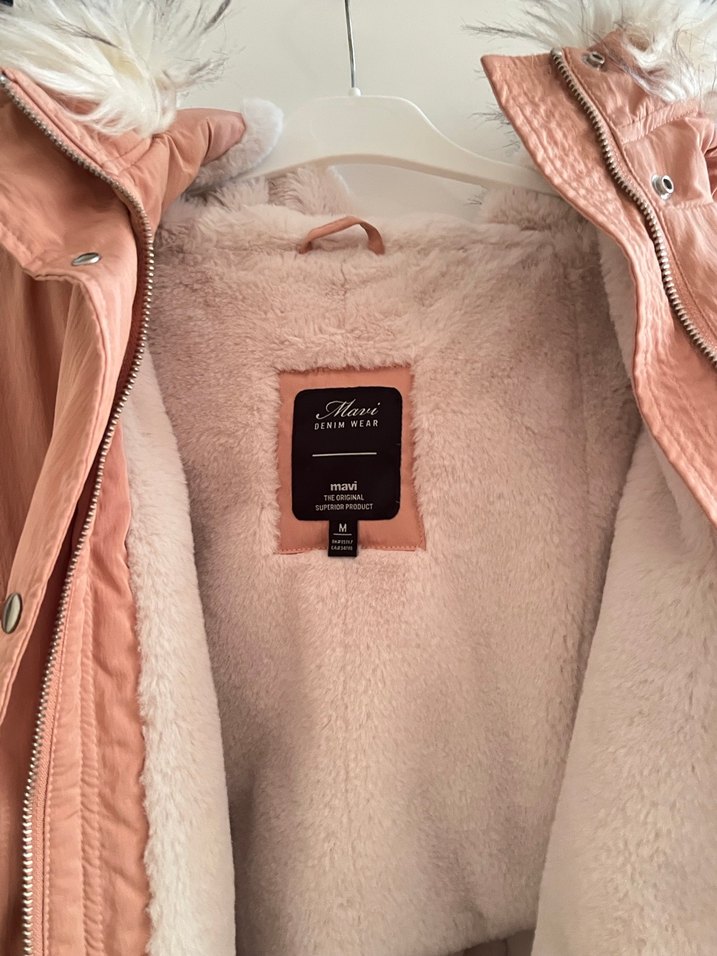 Peluş Kapüşonlu Bej Kadın Kışlık Ceket - Görsel 3