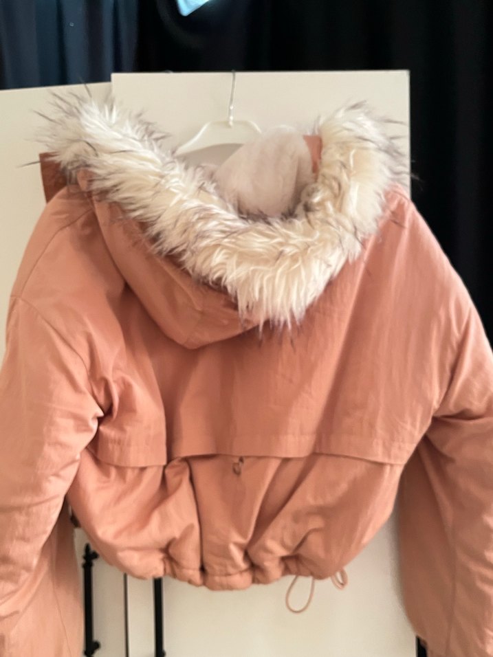 Peluş Kapüşonlu Bej Kadın Kışlık Ceket - Görsel 4