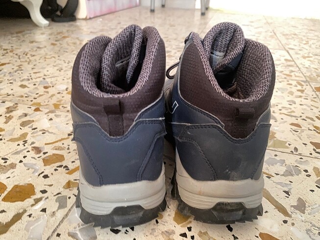 37 Beden gri Renk Marka dağ ayakkabısı
