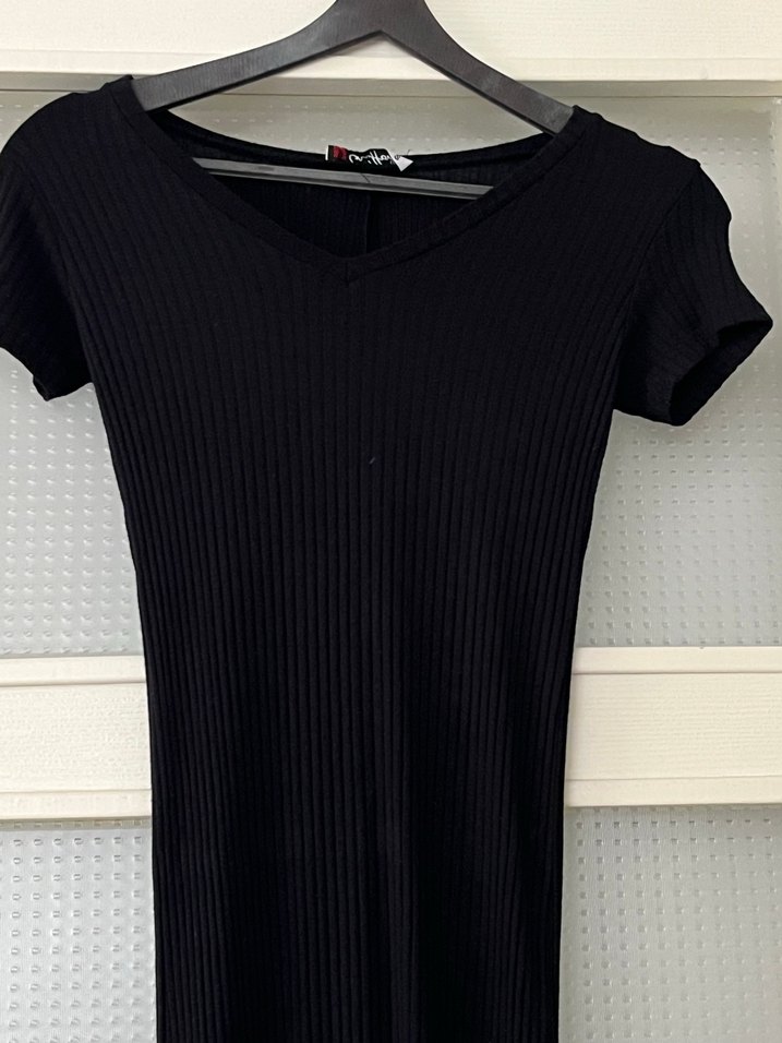 V Yaka Siyah Uzun Kollu Kadın Elbise - Görsel 2