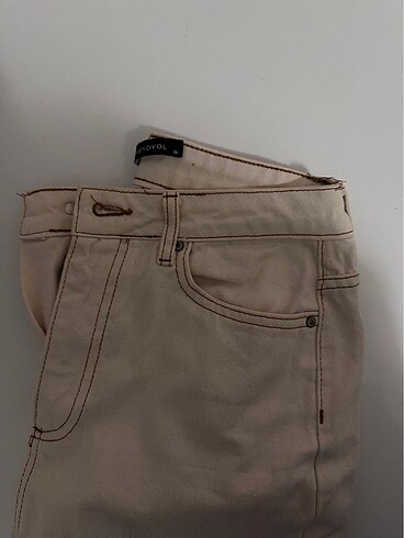 Trendyol & Milla Krem rengi jean