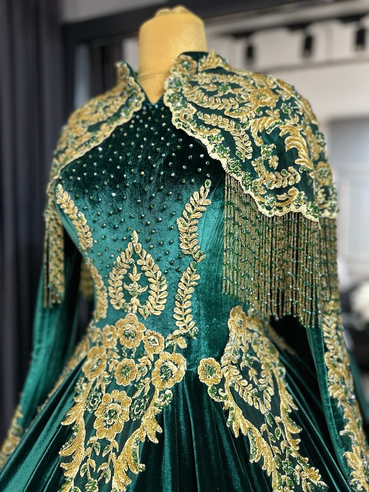 Uzun Turkuaz Nakışlı Kadın Kına Elbisesi - Görsel 4