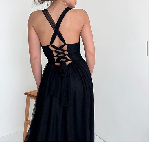 Zara Tül detay siyah hafif kabarık elbise