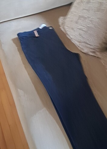 42 Beden lacivert Renk Kot kumaş Pantalon 