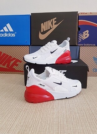 37 Beden beyaz Renk NIKE AIR 270