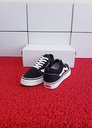 37 Beden VANS SIYAH