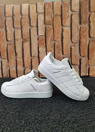 ADIDAS SUPERTAR