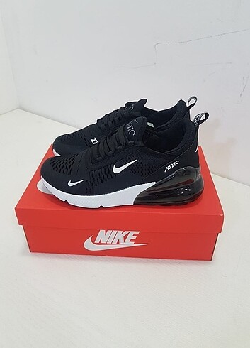 40 Beden siyah Renk NIKE AIR270