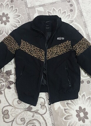 s Beden Bershka leopar ceket