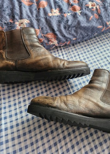 Deri Erkek Bot - Görsel 4