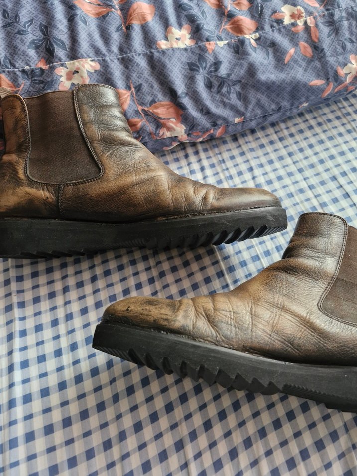 Deri Erkek Bot - Görsel 4