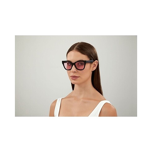 Gucci Güneş Gözlüğü - Görsel 9