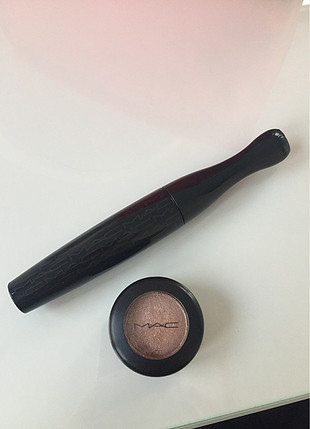 Mac Honey Lust Far ve Mac İn Extreme Dimension Rimel