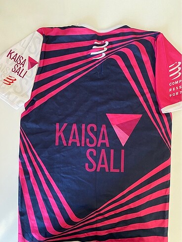Diğer Compressport kadın üstü