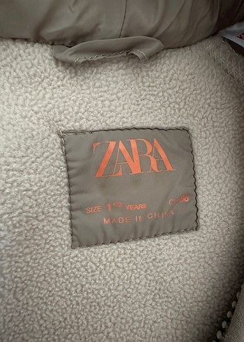 Kapüşonlu Erkek Çocuk Bej Kürklü Mont - Görsel 4